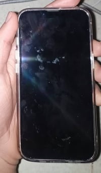 آيفون ١٣ • بطارية ٩٣ • ضمان سنة