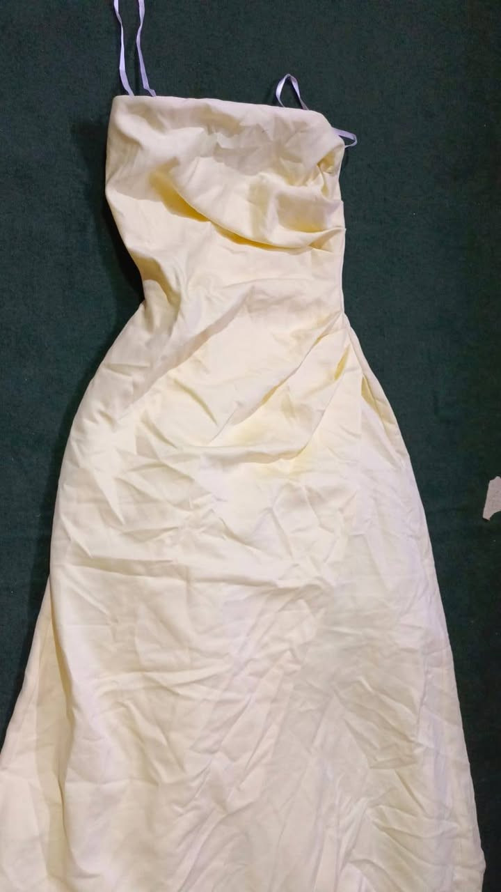 مرحبا بنوتات تخفيضات على اخر قطع 
قماش يخبل وجديد باليبل 
يوجد توصيل كل مناطق القلعه


**إذا كنت صاحب هذا الإعلان وتريد حذفه لأي سبب، رجاءا أرسل رسالة إلى الدعم الفني**