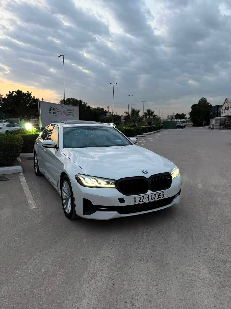 السلام عليكم
Bmw 530i 2022
كلين تايتل ( مكفولة تماماً السيارة ) 
ماشية 54 ميل

للتواصل : ***********
المواصفات
داتا شو 
سستم صوت هارمن كاردن
تدفئة كشنات وستيرن
رادار امامي
تحديد مسار 
سلايد
انارة داخلية محيطية ١٢ لون

سعر : 345
