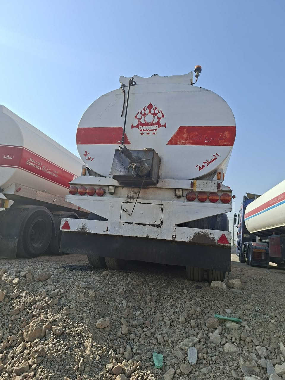 فول فول للبيع موديل 2002 مكيله سلامه جاهزه عالشغل جي بي اس العنوان الانبار رمادي 5 كيلو خط السريع تواجد معرض ابو قصي العسافي***********
