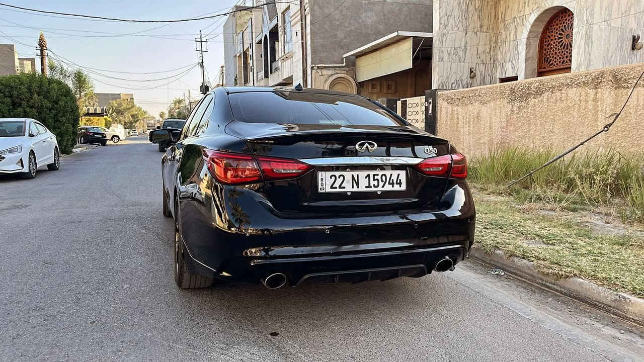 انفنتي Q50
6 سلندر توين تيربو 
 فول مواصفات لأخير 
فتحة سقف 
كراسي جلد 
كراسي كهرباء 
كراسي هيتر 
اربع وضعيات قيادة 
مواصفات كلش هواي بيها 
ماشية 47 الف كم قابل للزيادة
سيارة كلش نظيفة و جديدة
ما بيها اي نقص مجرد بولش يحتاج لها  
كير و محرك و تبريد زيرو أصلا سيارة ما ماشية هواي
3 قطع صبغ 
وبيعا اماكن بارد و سقف بيها بارد هم 
قليل مبين بصور من حادثها
ب العراق صارت بيها طخة خفيفة هم منشورة   
صور حادث موجودة بمنشور
مكانها البصرة  
 السعر 155 وبيها مجال 
رقم تواصل ***********
