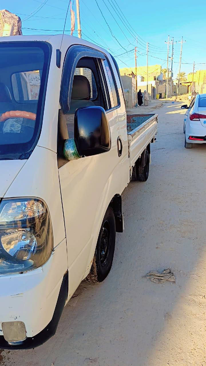 كيه بنكو موديل 2015
سياره بسمي تحويل ثاني يوم 
رقم بابل دولي 
السعر 100 وبيه مجال 
*********** واتساب / اتصال
مكان ناصريه شطره
