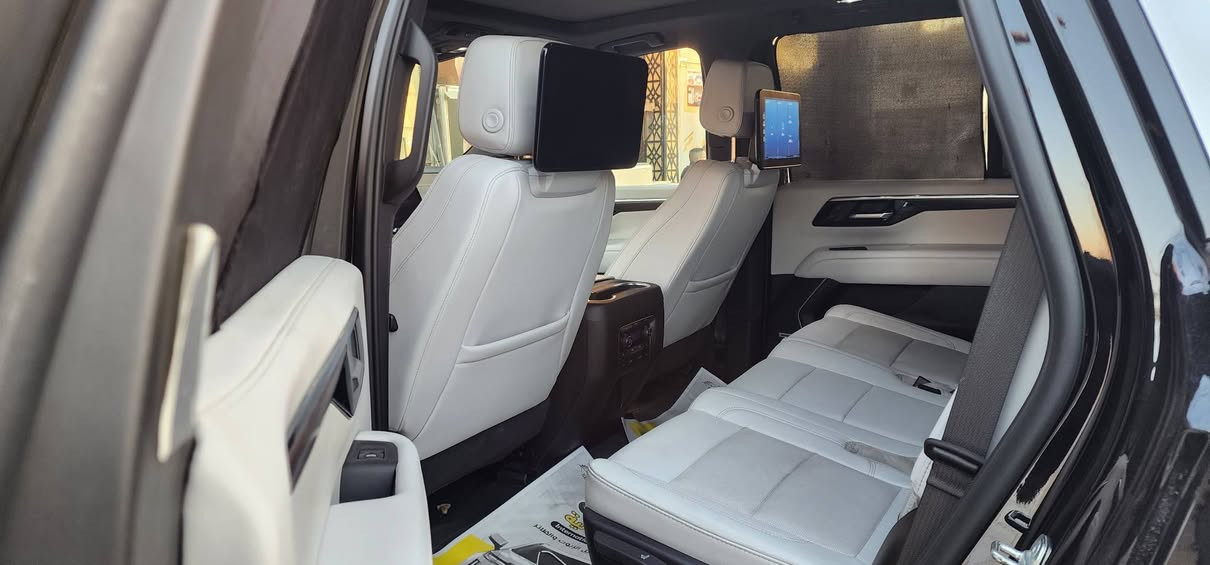 السلام عليكم تاهو بريمير خليجي موديل 2025 
فول مواصفات للأخير 
ماشية 29 الف كيلو متر
كفالة عامة من كلشي 
سعر$77الف كيلو متر وبية مجال جدا جدا جدا بسيط
مكان بغداد شارع فلسطين
رقم هاتف للاستفسار***********
