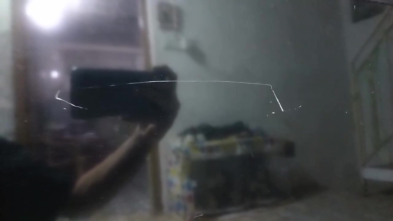 شاشه حجم ٦٥سامسونك بيه انترنيت بيه خطوط بشاشه
 خفيفه جدا كما موضح بلفيديو بتشغيل ميبينن قفل ٩٠ ألف


**إذا كنت صاحب هذا الإعلان وتريد حذفه لأي سبب، رجاءا أرسل رسالة إلى الدعم الفني**