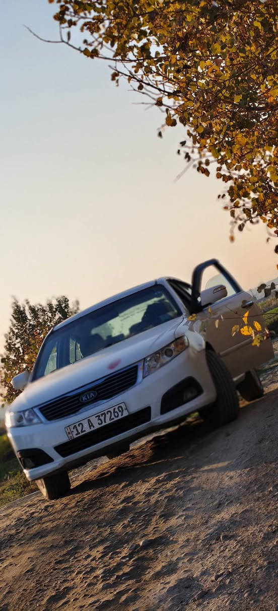 السلام عليكم اوبتيما 2009 المرغوب مراوس وانطي فرق قصد هم يرهم
رقم دولي اني الشرعي 
طخم جديد امبدلو
مكينه خير من الله 
تبريد ثلج 
تدفئه نار 
تحكم استيرن مركزي شاشه حساسات كامره 
والباقي مواصفاتها معروفه ميحتاج اكتب
طخم تاير نضيف نص
ضرر من ورا جاملغ شضيا تحرير
سياره حلو وناصبه وسعر بلاش 
باقي التفاصيل اتصل وادلل غير متواجد على الفيس ولا واتساب اتصل وادلل
*********** موصل, نينوى
