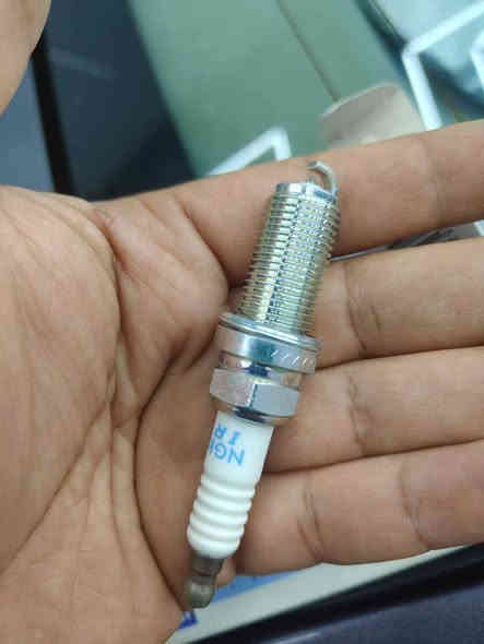 بلكات اشتريتهن وطلعن مو مال سيارتي
اريد ابيعهن ب 35 الف اخذتهن من الوكاله بغداد
مكاني ديوانية*********** ديوانية
