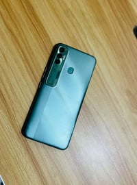 سبارك 7 برو • ١٢٨ • بطارية مبدلة