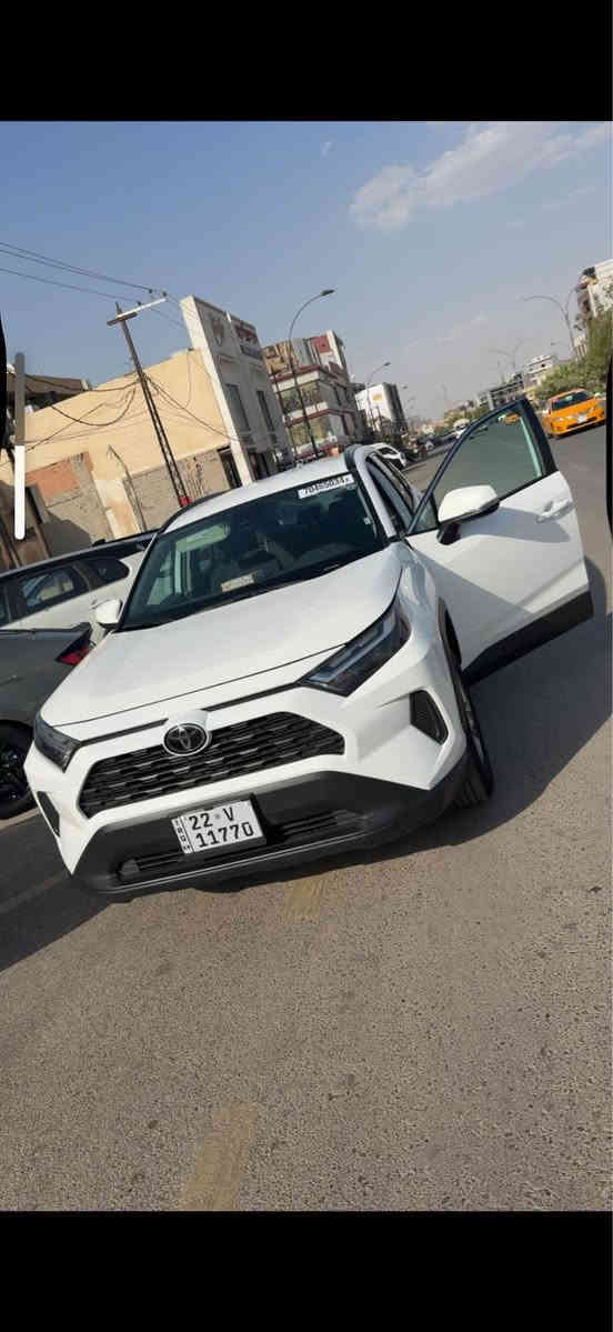 سلام عليكم 
راف فور موديل 2024 سياره مرقمه جاهزه سنويه جديد هزه بطاقه بانزين بي بسمي
حادثه تعديل بارد واحد فقط بصندوق كد اصبعين لامبدل لاشي باقي سياره مكفول لاصبغ لامعجون لاتبديل 
ماشيه ٣٠ ميل 
سعره ٢٨٠ بي مجال
*********** كركوك, العراق
