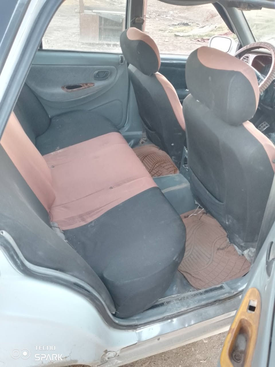 السلام عليكم برنس فراشه سياره جاهره ممينه ومير وحداديه وتخم تاير شرط المداور  سهر 25 وبيه مجال الاتصال علرقم *********** بي واتساب
