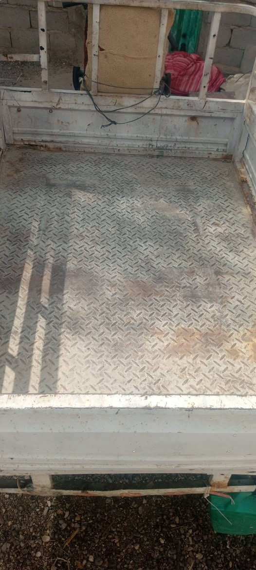 ستوته موديل 2010 ادوات شغاله
بدي نضيف بس شخاطات موجودات ماشدهن سلف تشتغل وهندر كهربائيات يشتغلن

ب600


**إذا كنت صاحب هذا الإعلان وتريد حذفه لأي سبب، رجاءا أرسل رسالة إلى الدعم الفني**