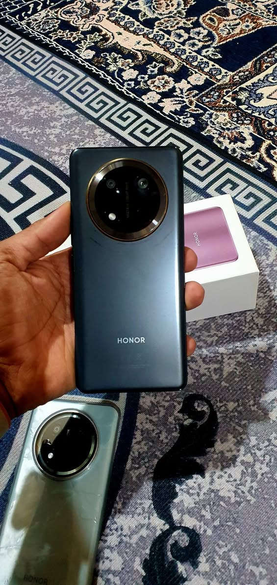 ١ .للبيع انفنكس نوت ٥٠اس فايف جي بلاص مضلع جهاز ما مستخدم  بس معرب فقط يعني جديد ذاكره ٢٥٦ رام ٢٤ اعله فئه بل اجهزه جهاز ما مستخدم سعر ٢٧٥ قفل قفل 

٢. هونر اكس ٩ سي مستخدم يومين فقط جهاز جديد ٢٥٦ كارتون وكييل شحن فقط لون فستقي سعر ٢٩٠ قفل قفل كفاله عامه 

٣. هونر اكس ٩ سي لون اسود مستخدم يوم فقط ذاكره
 ٢٥٦ كارتون وكيبل شحن فقط سعر ٢٧٥ قفل  كفاله عامه 
الاجهزه جدد كفاله عامه من اي خلل الأسعار مذكوره تفاصيل مذكوره اتصل *********** عمارة, ميسان
