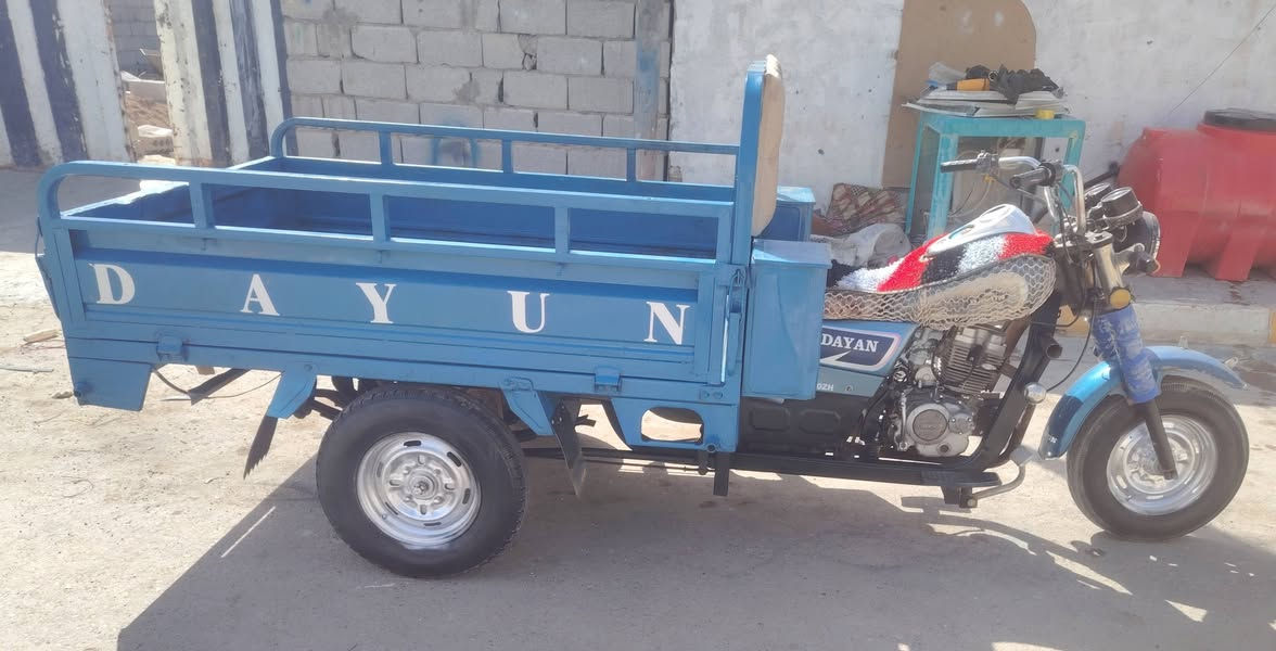 السلام عليكم للبيع 14 اوراق كامله شاصي مكفول جاهزه من كلشي السعر 1 و 200 المكان واسط  الحي الشراي يتصل ***********
