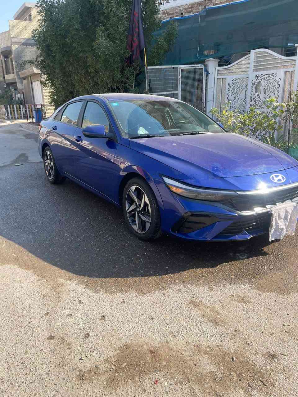 السلام عليكم النترا للبيع موديل 24 ماشي 28 العنوان بغداد الشعب ب 163 وبيها مجال غير متواجد على الفيس واتساب او اتصال***********
