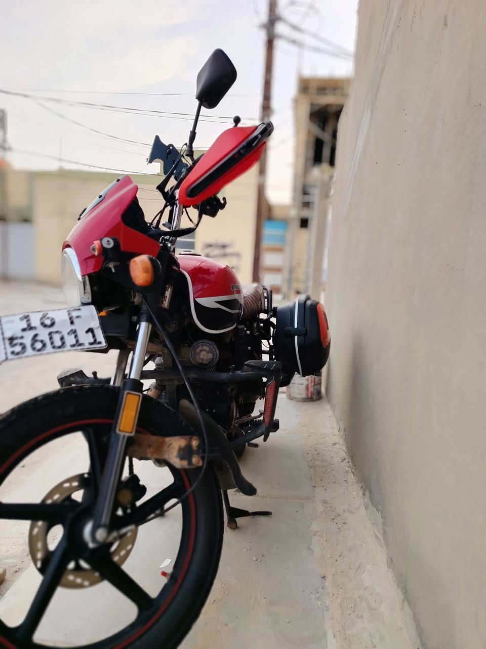 السلام عليكم
ديوان 23 طالع نهايه ل 24 رقم ديوانيه دراجه مفتوحه وحده
نظافته 80%
ل استفسار ***********
العنوان ديوانيه مركز

