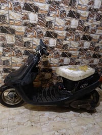 دراجة بترة للبيع ما مفتوحه  07833809200