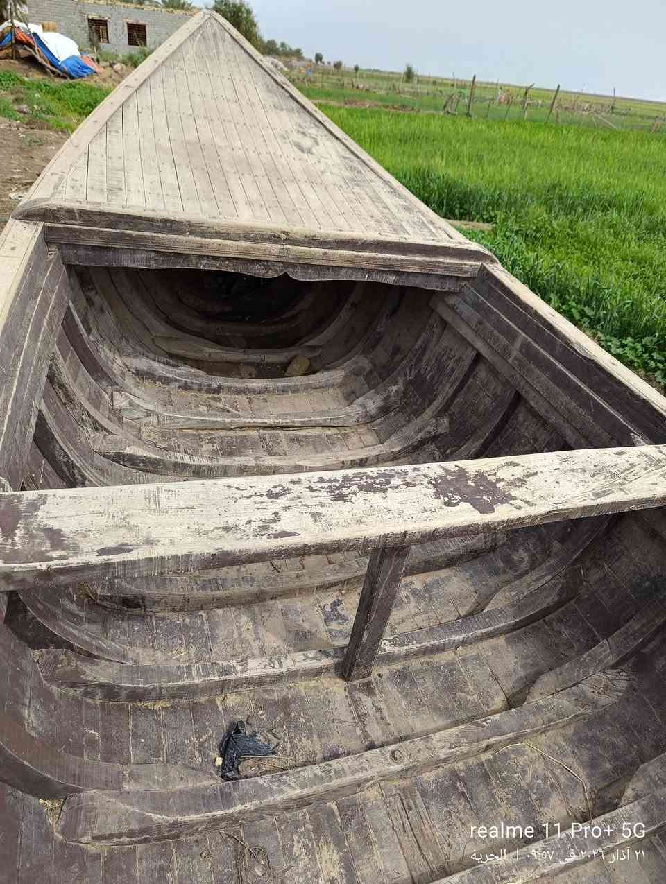 بلم جلبوت للبيع الطول ٢٣ فوت و العرض متر و ستين فوت بلم نضيف و مكفول كفاله عامه شرط قطرت ماي ما يطي السعر مليون و بي مجال مكاني محافضة النجف  السعر 1000و بي مجال رقم الهاتف ***********
بي واتساب ***********
