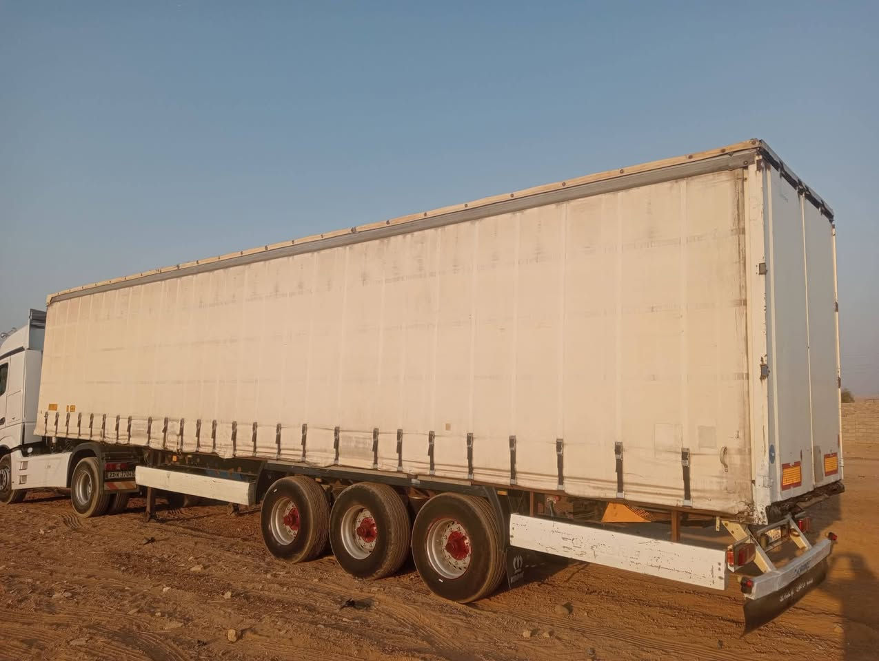 جادر كرونة موديل 2010 طخم تاير بنز وثالث رفاع بدون فصل وربط مكفول من كلشي سعرة 70 قفل اقل من هيج لاتخابرني
***********
***********
