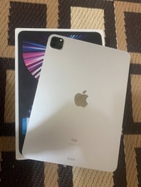 آيباد ١١ برو • M3 • ١٢٨