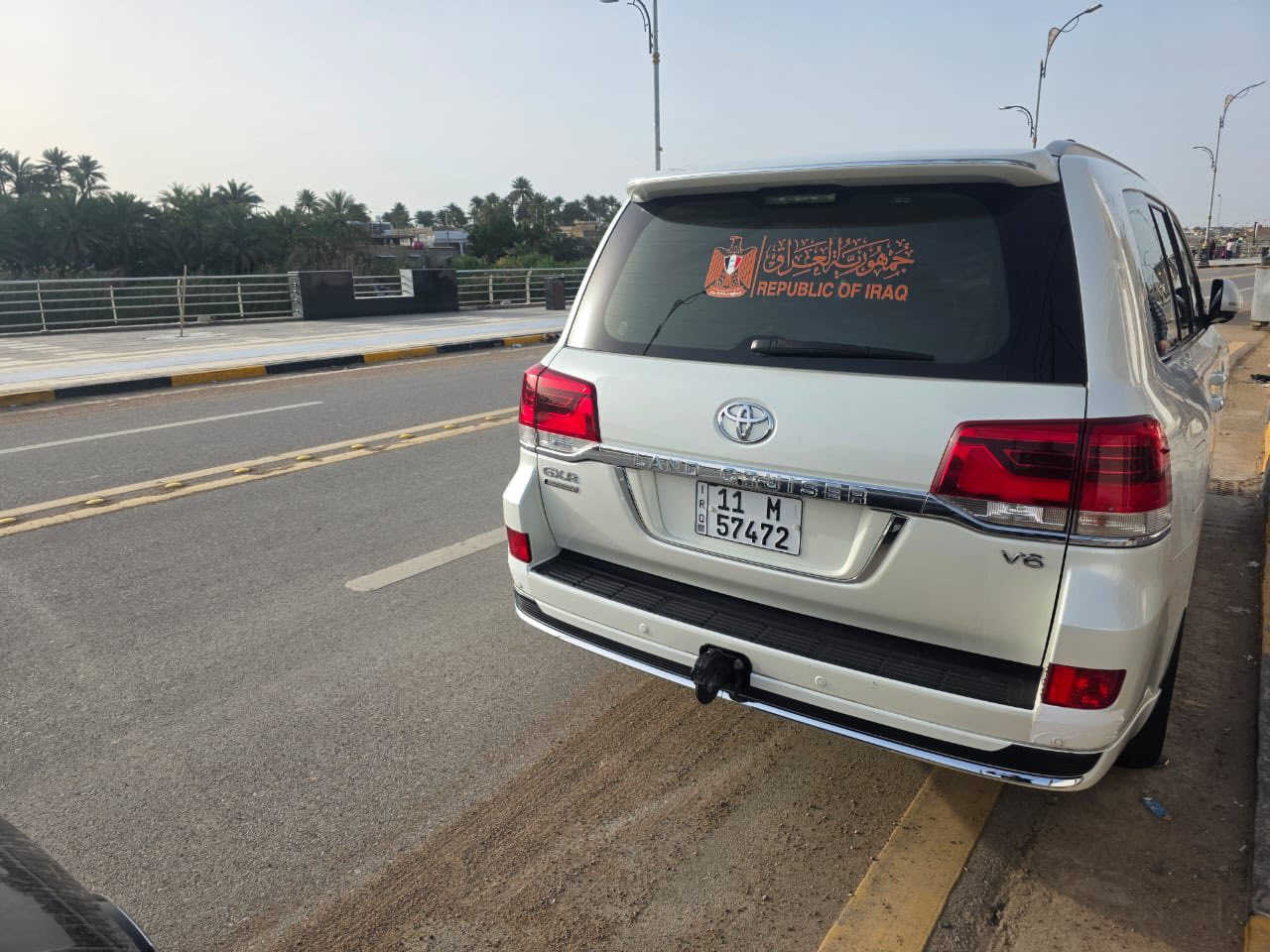 تويوتا لاندكروزر 2021 
بريم 
ماشية 70 الف 
السعر 60 الف 
ترهم مراوس 
للأستفسار 
***********
***********
