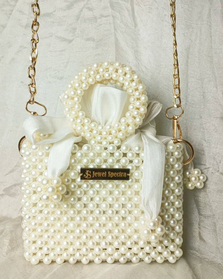 الجنطة هاي مو إكسسوار…
هاي🔥 تريند 🔥 كل البنات بتدور عليه!
💎 خرز لامع يخطف العين
👑 تصميم يبين شياكتك من أول نظرة
👜 خفيفة + عملية + شيك بطريقة مو  طبيعية
✨ أول ما تمسكيها… تحسي إنك مختلفة 
⚠️ قابلة للتنفيذ حسب الطلب يوجد توصيل لجميع محافظات العراق وداخل هيت 
💬  احجزي الان 👌

#تريند #جنط_خرز #هاند_ميد #موضة_2026 #ستايل #بنات_شيك #جنط_حريمي #كيوت #ستايلك #fashion #handmade #beads #outfit #look #اكسسوارات


**إذا كنت صاحب هذا الإعلان وتريد حذفه لأي سبب، رجاءا أرسل رسالة إلى الدعم الفني**