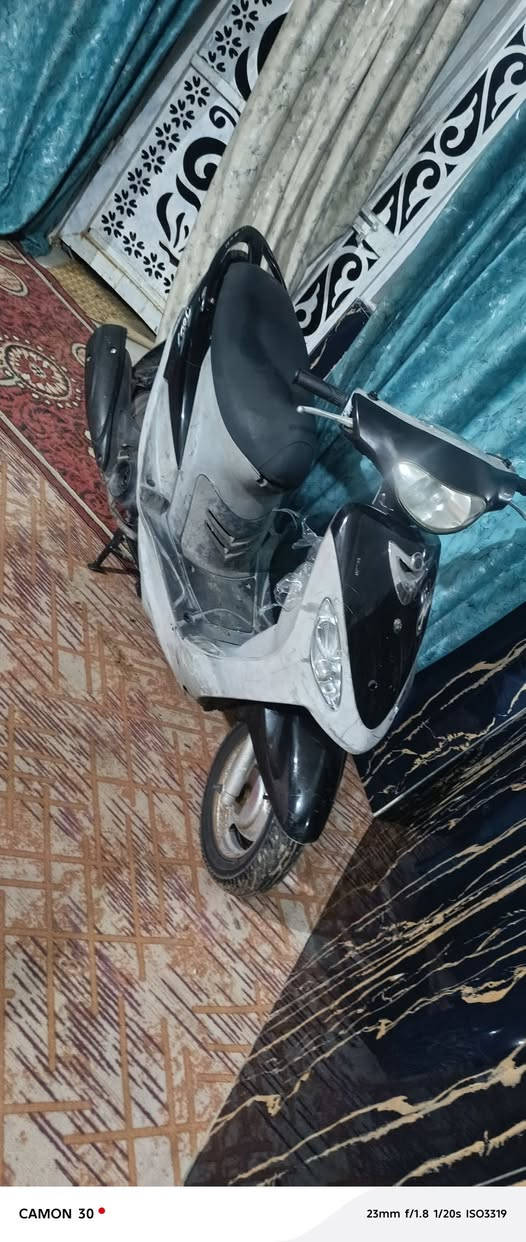 ماكس منغولي  صارله ١٥ يوم طالعه من الرمبه وشرط ختم واحد  ونعومه فول وخير من الله  السعر 850 وبيه مجال بصيط  الشراي يتصل او خاص ول مو شراي لا يتعبنه   ***********
