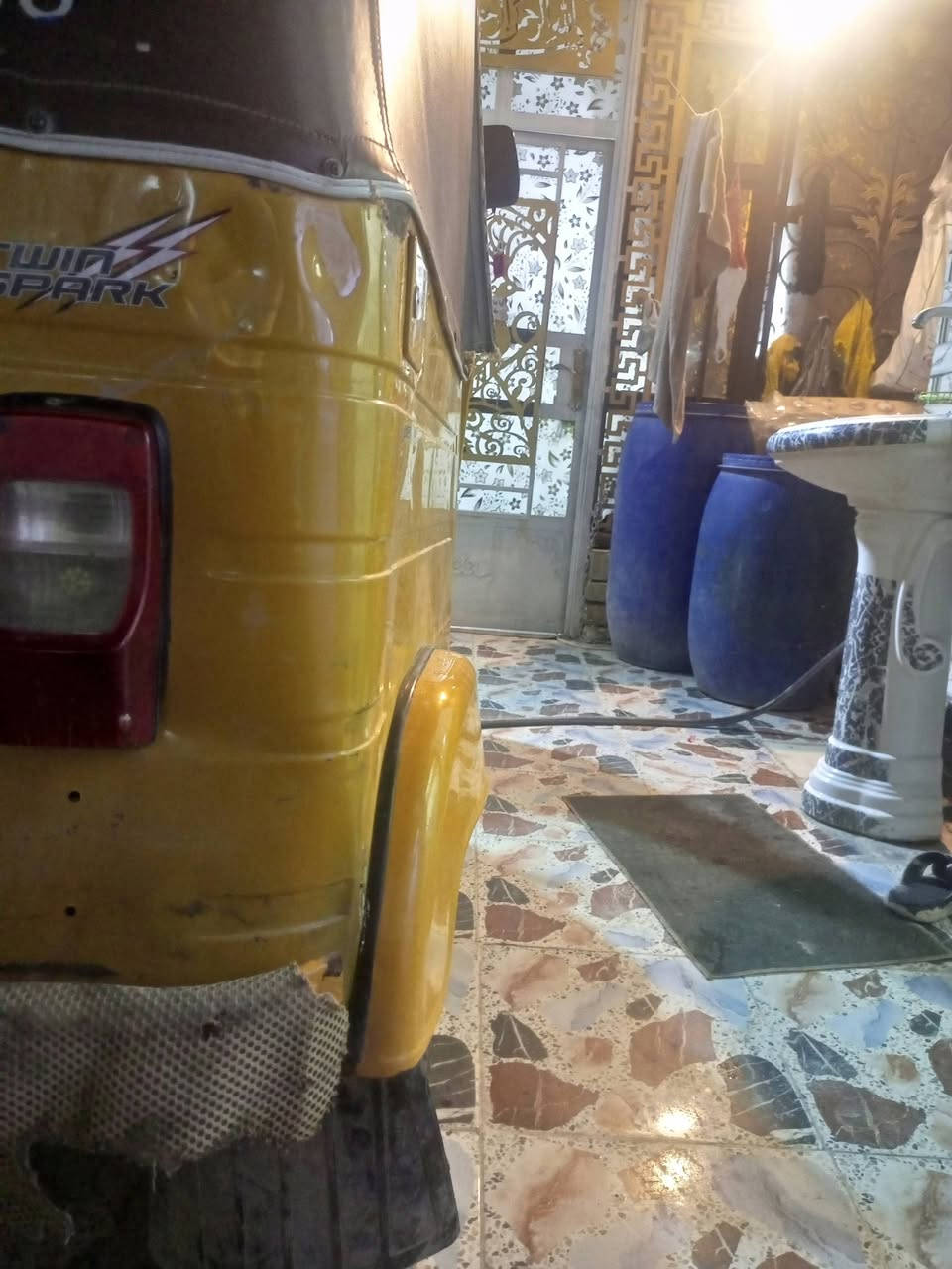 للبيع موديل 20 شهر 10 كلش نظيفه شغل خير من الله رقم وسنويه السعر 7 وبي مجال الاتصالى متوفر واتساب اتصال ***********
