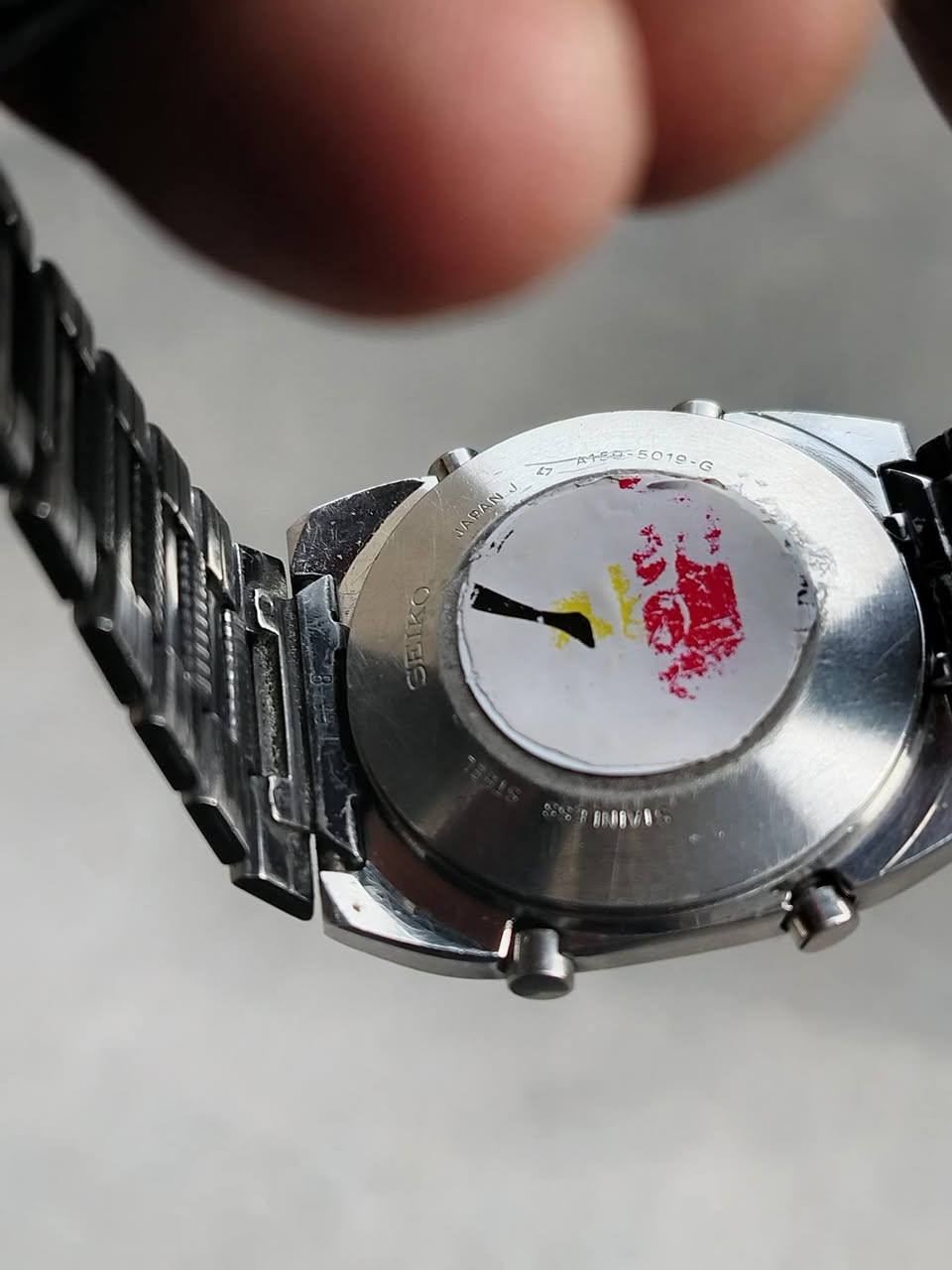 من رخصه الادمن الطيب نوادر الساعات الإلكتروني   ساعة  من سيكو  كوارتز رقمية عتيقة من الفولاذ المقاوم للصدأ. تشمل ميزاتها الرئيسية متعدده كرونوكراف 
تمثل تقنية رائدة من عام 1978.
هيكل وحزام من الفولاذ المقاوم للصدأ   مهتم يراسلني خاص ويدلل يوجد توصيل لكل العراق وجمعه مباركه


**إذا كنت صاحب هذا الإعلان وتريد حذفه لأي سبب، رجاءا أرسل رسالة إلى الدعم الفني**