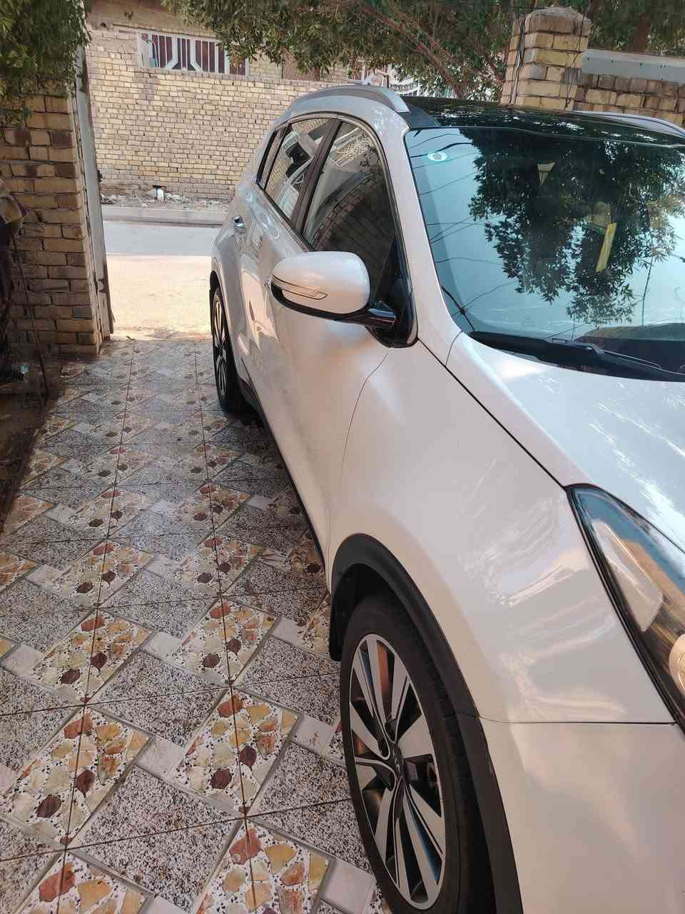 سلام عليكم
كيا سبورتج خليجي
فول مواصفات 
سنويه مجدده 
موديل 2017

السيارة مكفولة كفاله عامه عدا صبغ اقل من شبر يم سكن

مكينة 2000 دوش

بونراما بالكامل 

بصمةتشغيل

بصمة عدد 2

وبصمة ابواب

ترحيب عند الاقتراب

ماشيه ١١٢ الف حقيقي

مري شفط

لد نهاري  + بك لايت LED

لايت ضباب

صندوق كهرباء 

كشنات جلد ومخمل 

تحكم ستيرن فول مع تحكم بلوتوث

قطعتين تبريد امامي وخلفي

سايد بريك قدم

لايت اوتو

ويل كروم

حساس خلفي

نضام منحدرات

كامره دواره

شاشة اعطال

بعد بيها هواي موصفات

السياره معروضه 185

رقم بغداد

مكاني واسط مركز المدينه الاستفسار ***********
