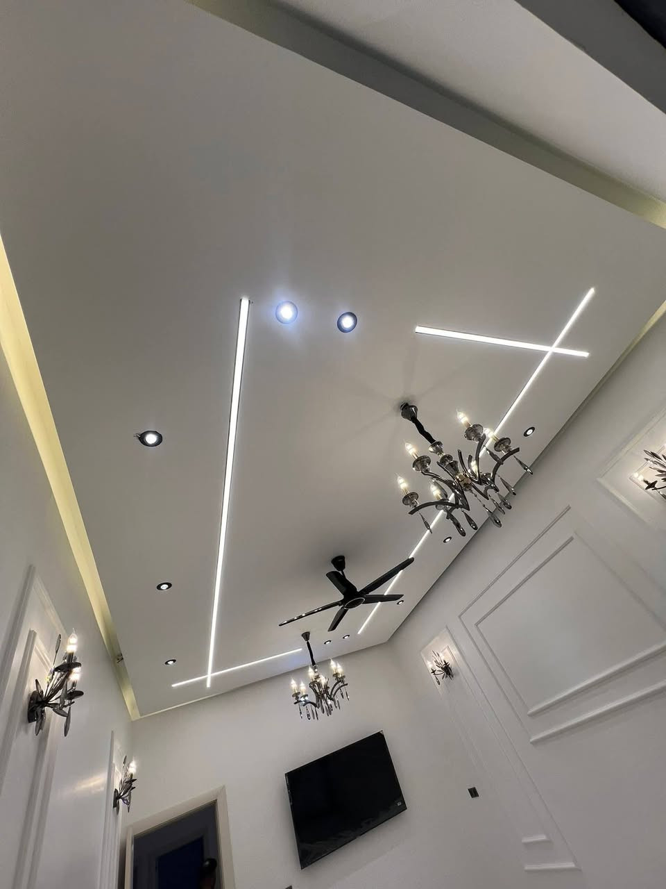 العنوان كافه مناطق  ديالى  🏘  بلنننقد 💸 والتقسسيط
صبغ الدور . كادر متخصص .كافه انواع الاصباغ والديكور🏠  صبغ داخلي وخارجي 
 . ورق جدران .جبس بورد. ديكورات عامه 
  تغليف الجدران (ورق جدران).(سقوف ثانويه) .( زجاجي). (سحبات)..(بديل الخشب والرخام )
مانع رطوبه بجوده عاليه للاسطح 
ديكورات عامه . اسعار مناسبه .
دقه في العمل . سرعه الانجاز . ⚒️⚒️
للتواصل مراسله الصفحه او الاتصال على الرقم التالي
***********
اتصال + واتساب
