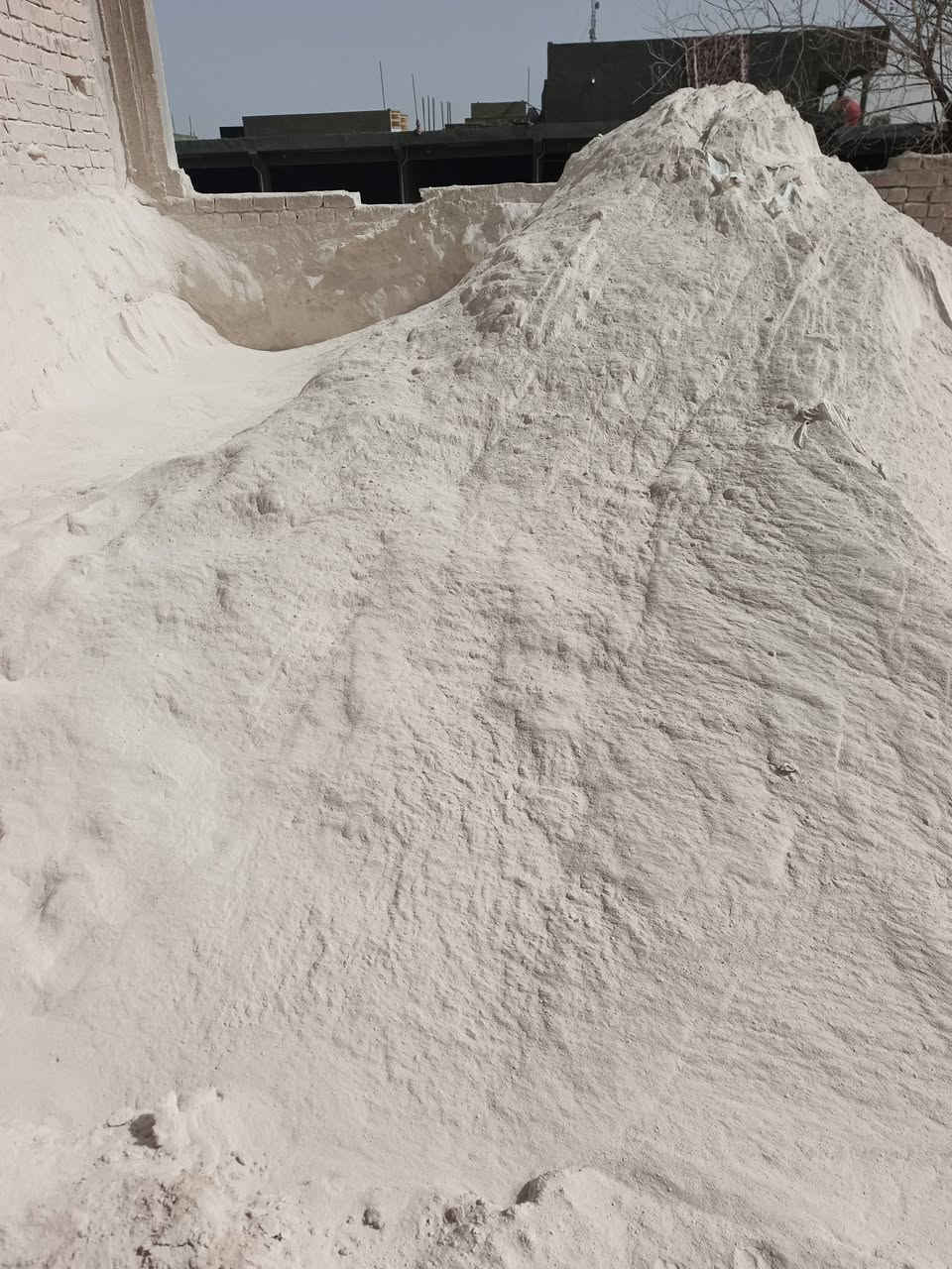 السلام عليكم
سكله أبو جعفر للمواد الإنشائية والمواد المغسوله وهذه الأسعار داخل النعمانية أما الخارج سيكون فرق بسيط في الاجره 
 1) كنتر رمل أسود 25 ألف
 2) كنتر رمل نور الحسين 30 ألف
3) كنتر حصو مغسول 35 ألف
4) كنتر رمل لبخ 30 ألف
5) كنتر چص 70 ألف درجة أولى
6)كنتر سبيس 25 ألف 
7) تك رمل أسود 80 ألف 
8) تك حصو 110 ألف
9) تك چص 300 ألف
10) سكس رمل 150 ألف
11) سكس حصو 225 ألف
12) سكس سبيس 150 ألف
علماً أن الحمل فول 
العنوان : واسط نعمانية طريق المثلث
للاتصال: ***********
           ***********
