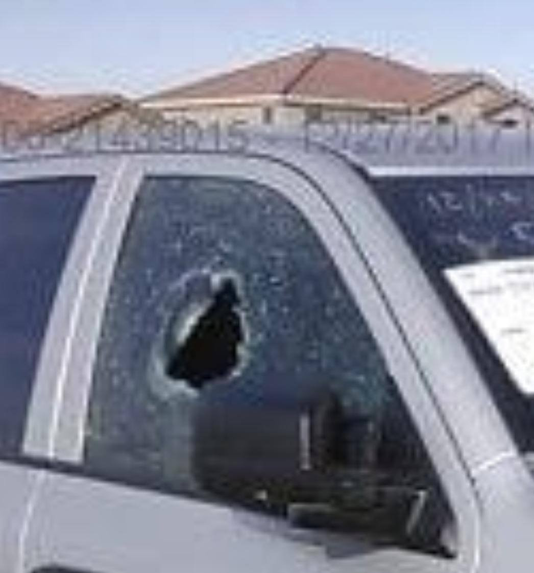 اخواني محتاج وكفتكم
هاي السيارة مال ولد صديقي موديل ١٧ حادثها طلقات فقط وبيها طخة بالبدي الخلفي والتكمة صفحة العبري موضح بالصورة مكينة 3600 تو ويل بدون مواصفات رقم جديد شمالي شكد تسوة كون السعر من جانبي لان مليت من الخسائر بالسيارات 
الف رحمة على والديه الي يعرف بيهن بس ويقملي وممنون العزاز
السيارة يحتاجلها مصرف


**إذا كنت صاحب هذا الإعلان وتريد حذفه لأي سبب، رجاءا أرسل رسالة إلى الدعم الفني**