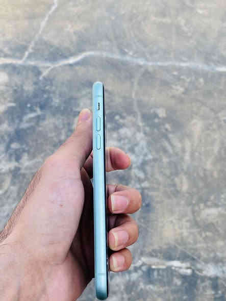 ايفون 11مقدس مامفتوح  دبل خط
ذاكره 64 بطاريه 78 جهاز نضافه شاصي 100/100 
فقط بي كسور بلكلاس شرط بدون اي خلل او تعليك شرط 
وشرط بل كلاس فقط مكاني تكريت تجنيد هاتف *********** سعر 235الف جهااز دبل خط !!
