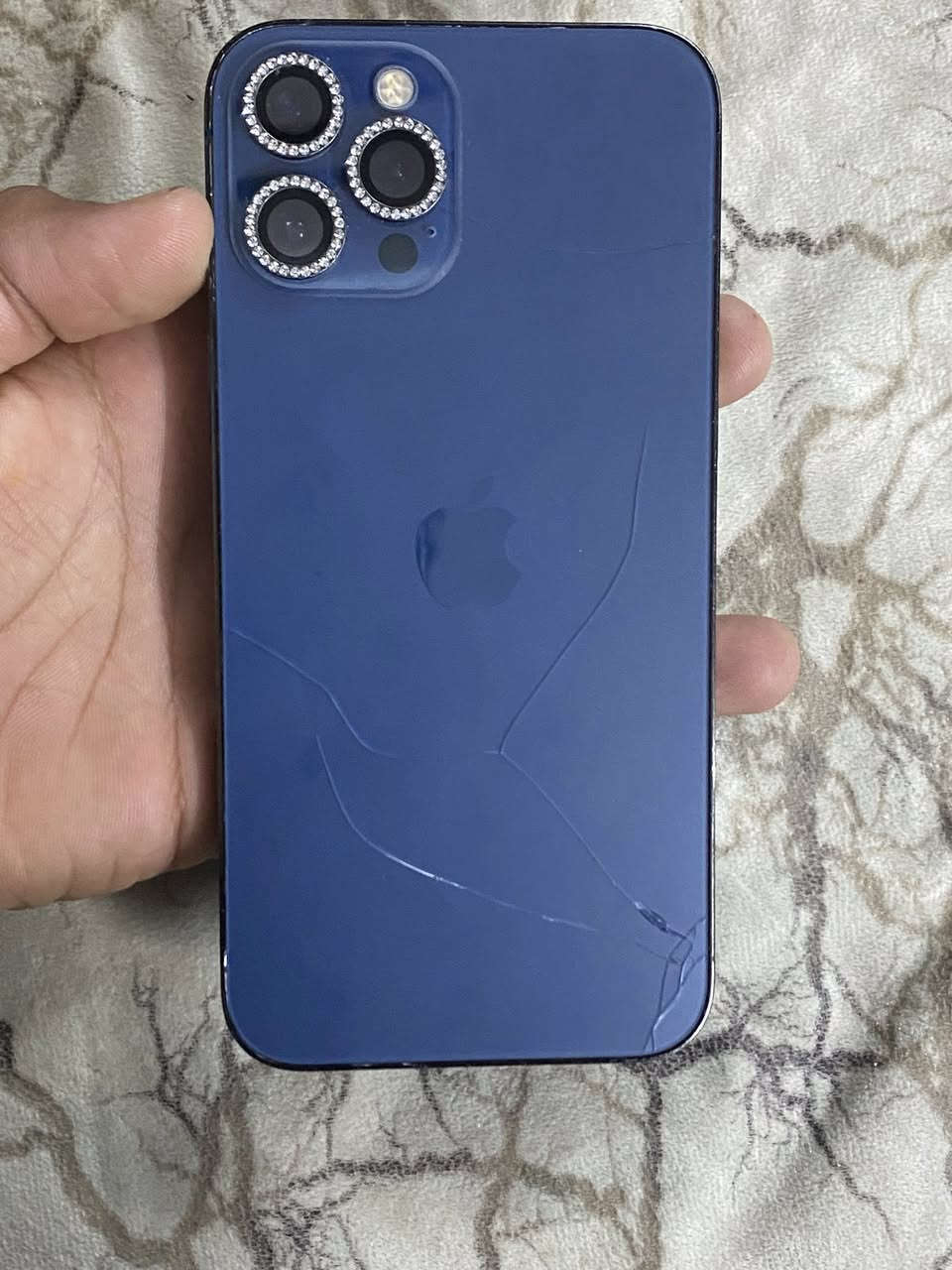 سلام عليكم آيفون 12Pro Maxالجهاز تضيف ذاكره ١٢٨بطاريه ٨٠العنوان بغداد البلديات السعر خاص الاستفسار ***********
