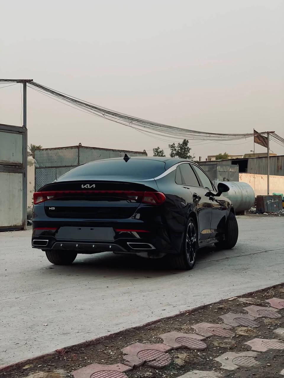 السلام عليكم 
كيا K5 للـبيع 
موديل 2024
فـئة GTline
محرك 1.6 تيربو  (( كل انواع البانزين تتحملهن ))
سيارة بدون اي نقص تشغل وتطلع
مواصفاتها معروفة وراح اذكر ابرزهن :
رادارات امامي خلفي جانبي
كامرة خلفية
صندوق يفتح اوتماتيك
بصمة تشغيل وابواب وتشغيل عن بعد
ستيرن حرف D ارغب شي هذا
داخل احمر بلاد 
ماشية 23 الف 
حته دهنها جديد متصرف عليها كلشي 
 للـسعر والاستفـسار ***********
مكانها بغداد (( غير متواجد بالتعليقات ))
