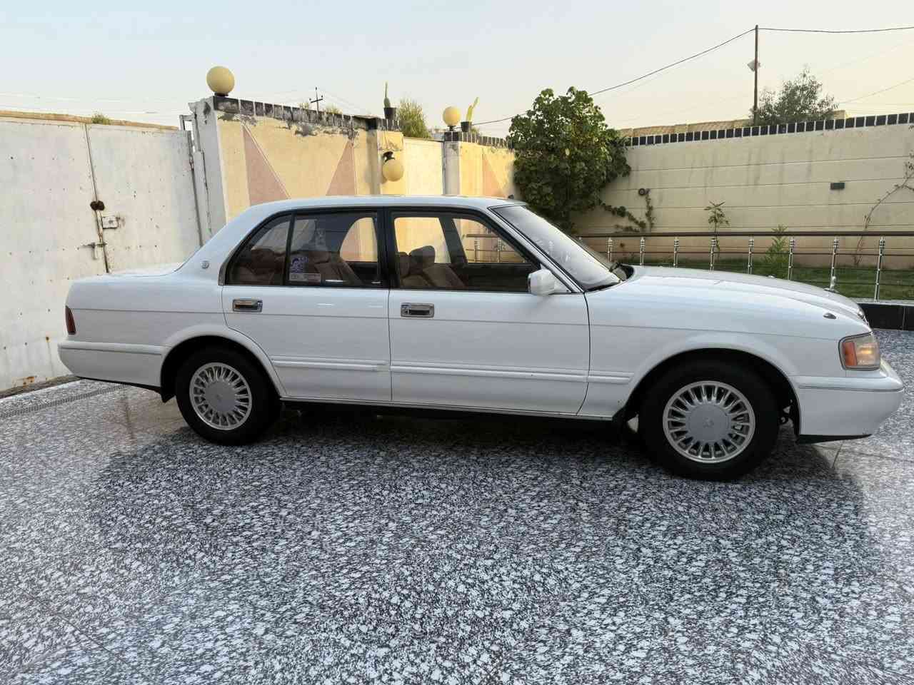 السعر 74وبيه مجال 
***********
ارنب طويل فحل 3 قطع مكفوله كفاله عامه من الضربه والكصه والعيب الشرعي والنقل جثه رقم كربلاء بسمي سنويه مجدده مكينه وكير جدد تخم تاير جديد حداديه 100% تبريد شغال كهربائيات شغاله سياره جديده بمعنى الكلمه
