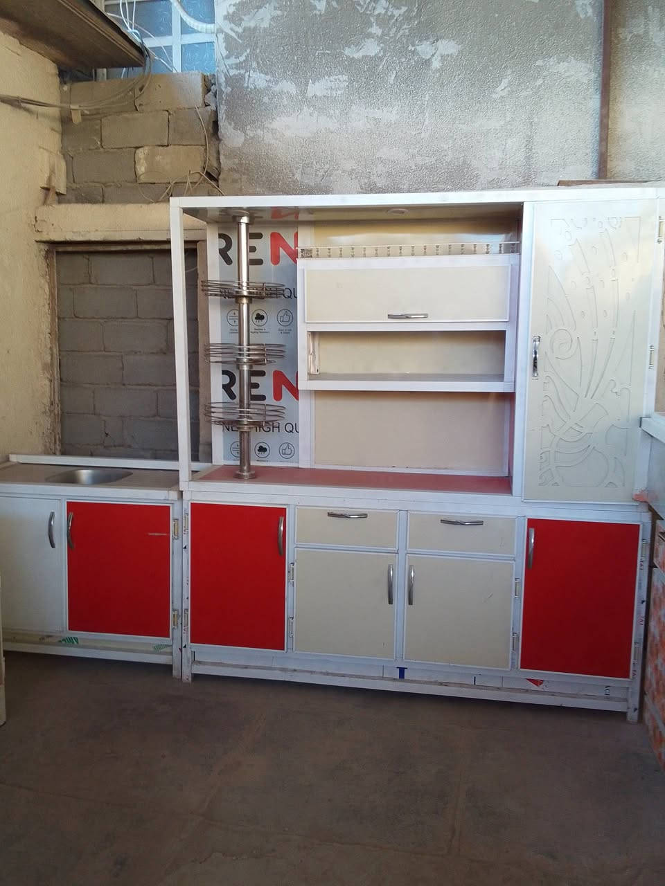 للبيع كلمن وسعره الشراي يتفضل خاص مكاني بغداد حي اور مقابل جامع الفردوس رقم الهاتف  واتساب اي ستفسار خاص ***********
