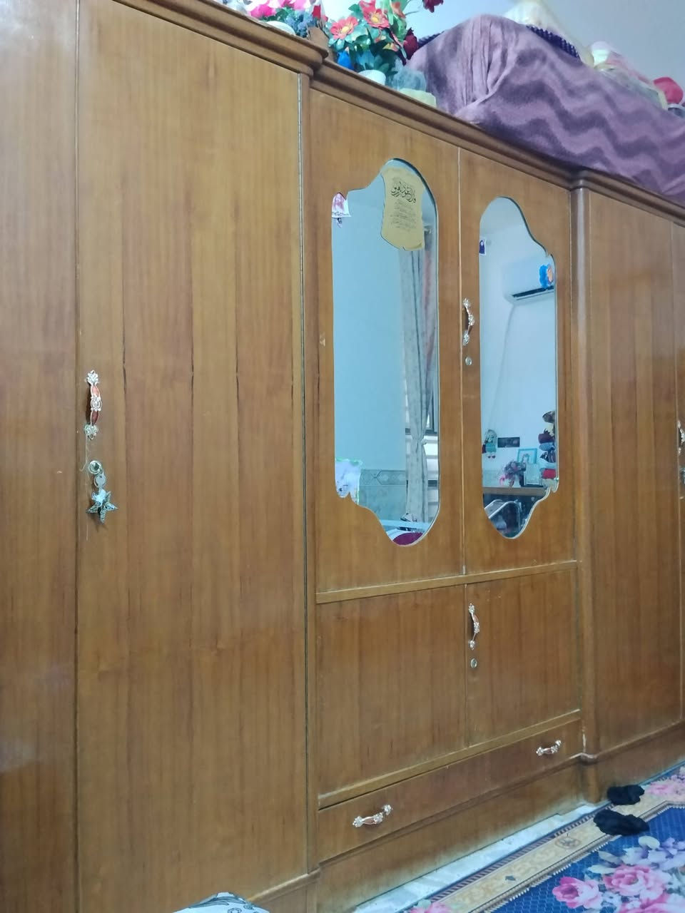 كنتور صاج للبيع ،،
ست بوب طابقين ،،
نظافته مثل مامبين بالفديوا ،،
سعره 900 الف ،،
وبيه مجال للشراي
للاستفسار الاتصال بالرقم ***********
