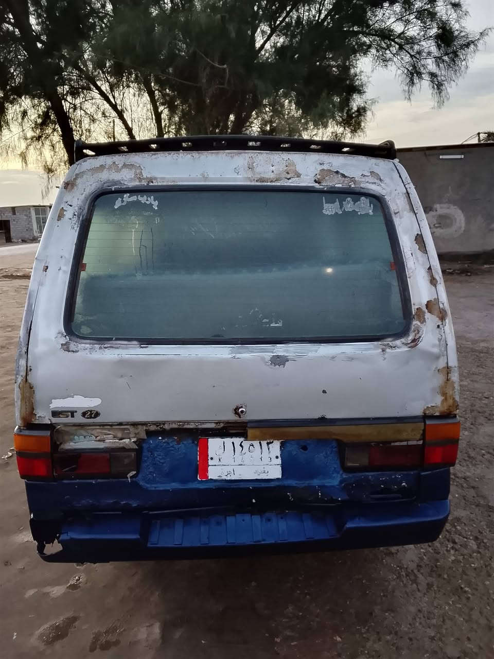 السلام عليكم كيا للبيع موديل 93 راعيها موجود دوشمه جديده تخم تاير سياره خير من مكان بابل قاسم السعر 28 وبيها مجال 👈***********
