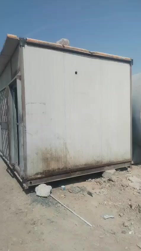 سلام عليكم كرفان للبيع 5في3 غرفه أو مطبخ مكان بغداد مليون 300
***********
