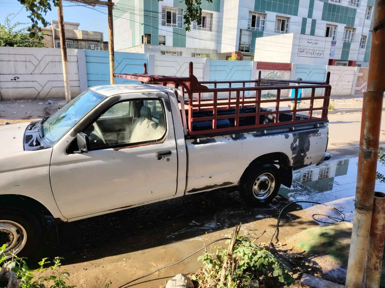 بيكم نيسان ٢٠٠٢ بلاديه بدون صبغ رقم بغداد بسمي شرط التحويل السعر ٧٥ بيه مجال قليل مكاني بغداد محرك كير شاصي اكسل خير من الله تبريد تدفئه كهربائيات كله شغاله رقم ***********
