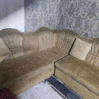 ديوان مستعمل • زيونة • ما بيه عيب