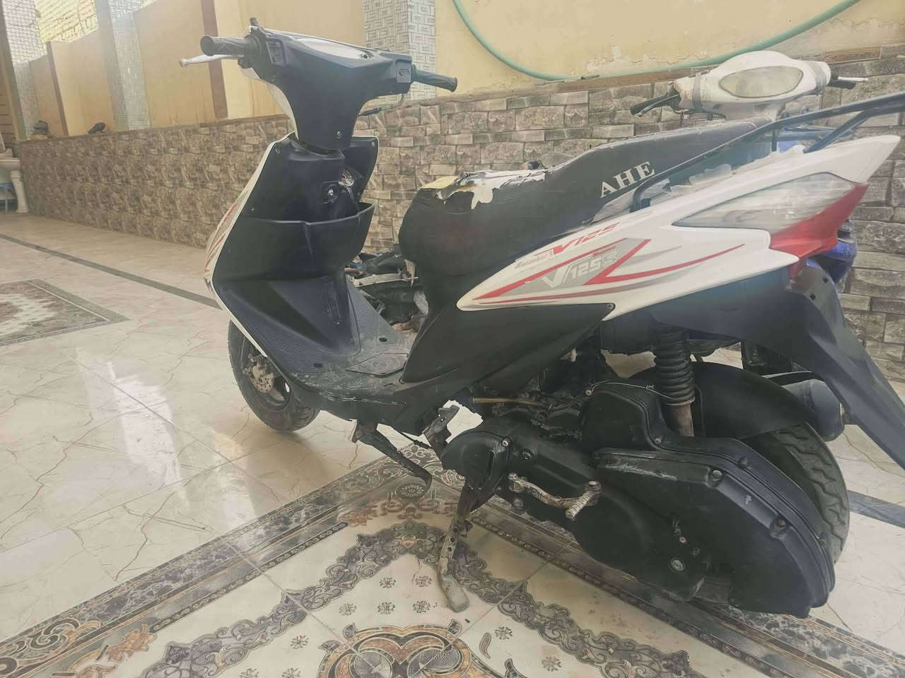 سلام عليكم شباب درجه للبيع بعده جديده كلش ماصرهه حت ٤ شهر عندي
‏‪***********‬‏     سعره ٤٠٠
