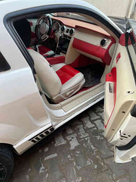 سلام عليكم شباب الحلوين عيني
موستنك 🐎 

موديل 2009 

لون ابيض 

سيارة حادثها بدنه وعلى حطتها  خفيفه كلش  سياره ابيع حزام علمود لا دكلي شبيها ومابيها 

سياره نصبه حلوه تخبل شلعه معدل طياره 

مبرمجه كت كامل مكمل  من مرواح من بانزين صرف كلشي 

ادامه كامله مكمله يم سرمد الامريكي. 

لدات ماركه ماخذهن 250 الف 

اناره بيها خارجيه وداخليه  

سنويه بااسمي تحويل ثاني يوم 

وياله مال هليكات بيها تخم كامل 

سستم صوت كامل بيها يعني سياره كلش كلش معتني بيها الله شاهد 

تبريد شغال كله شاشه ايباد بيها ماخذها 250 دولار 

سعر شباب مال بيع ومحتاج والحمدلله على كلشي65ورقه بس تونس ياعراقي  

 

مكاني  بغداد ***********

نقص فقط بل سياره صدرها تعبان عيوني

وشويه بيها عته خفيفه اثناء دوسه للاخير وبس باقي كله تمام عيوني
