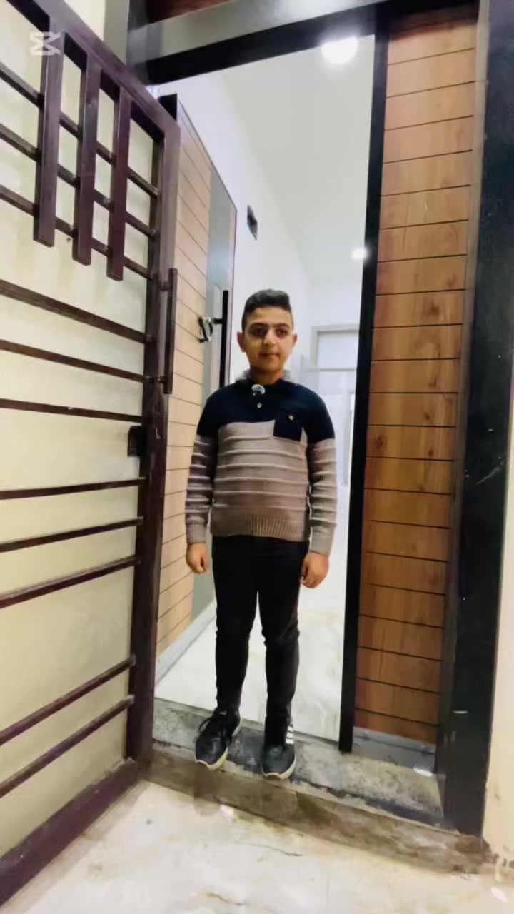 🔴 مكتب ثامر للعقار 🔴 

دار للبيع المساحة 75 متر مجمع العدل الاول شارع مفتوح 
البيت طابقين 
الطابق الاول يحتوي على [ صالة +مطبخ +خدمات+ غرفة نوم 
الطابق الثاني يحتوي على [ 2 غرف نوم + خدمات +بيتونة  ] 
البيت زراعي سند 25 
تنازل شركة القلعة البيضاء 
الأستفسار الأتصال على الهاتف 
*********** واتساب 
*********** واتساب 
العنوان الدورة البوعيثة
