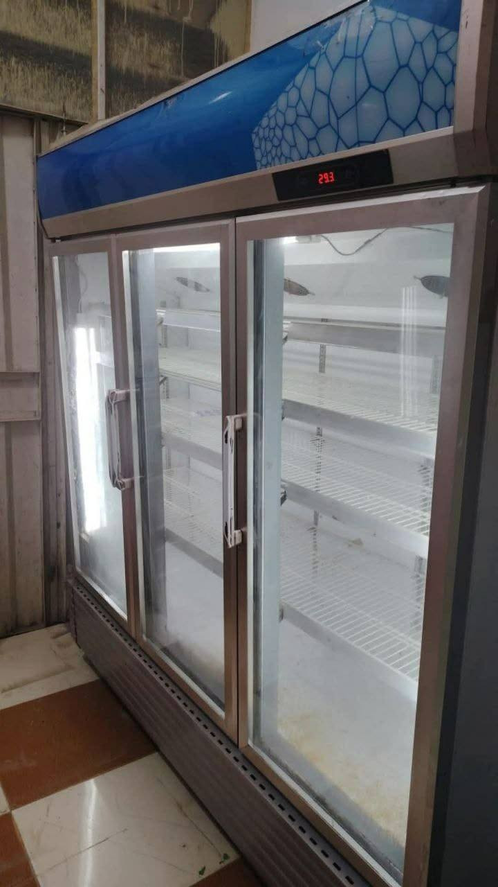 أغراض محل للبيع *********** استعمال قليل كوت
