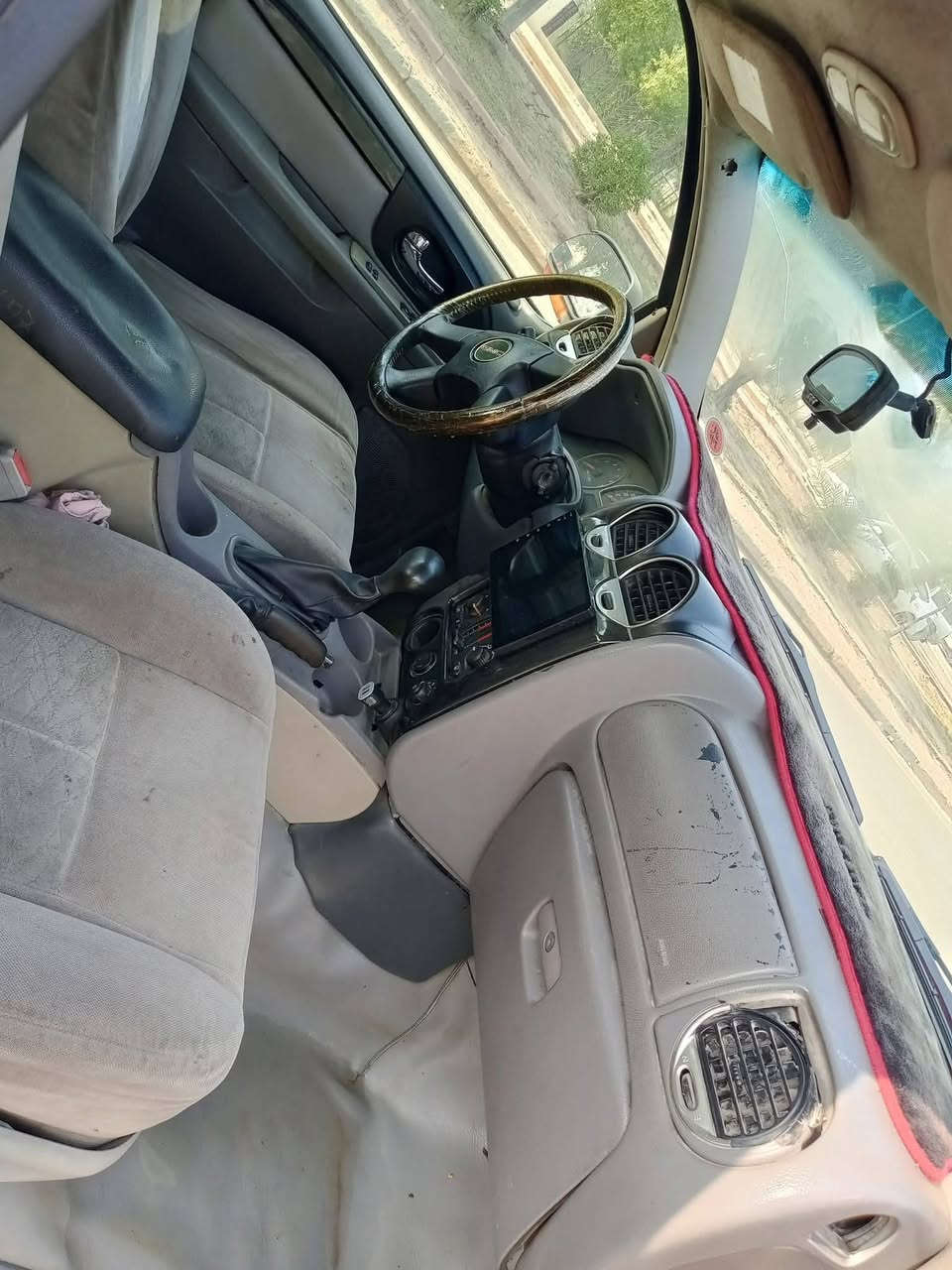 جمسي ان فوي ٢٠٠٧
للبيع بل قسط مقده ٤٠ وبل شهر ٢ 
سعره الكلي ٧٥
رقمي ***********
