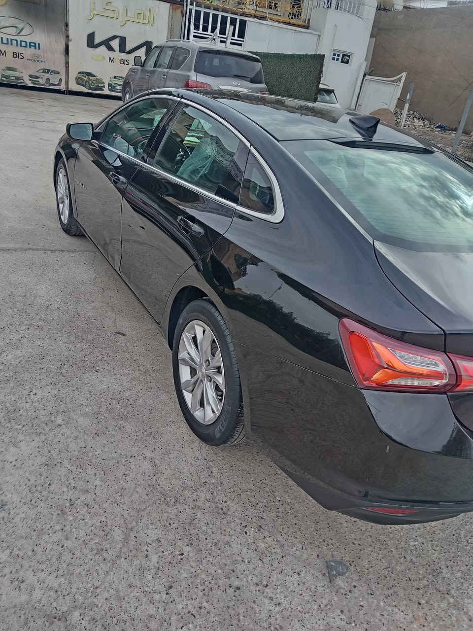 السلام عليكم ماليبو ١٩ السونار وصور الحادث مرفق مع الصور  السيارة بدون دواخل السعر ١٠٥ للاستفسار الاتصال *********** موجود واتساب اعتذر عن الاجابه على الخاص والتعليقات السيارة جديدة بدون اي عطل السيرفس طافي ماشيه ١٣٨ الف كيلو
