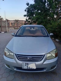 سيراتو 2009 سلفر مكينه 1600مكينه وكير مكفولات حداديه نضيفه تبريد شغال ...
