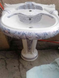 للبيع كلمن وسعره الجريخي ٠٧٧٠٠٦٥٧٤٩٩ مغسله كبيره ٣٥ الف مغسله وسط ٢٠ ا...