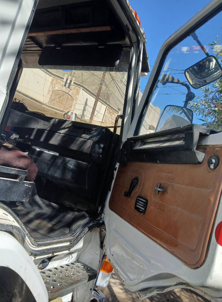 السلام عليكم
من رخصة الادمن
سيارة سكانيا للبيع موديل  ٩٢ دي اس ناين سيارة نظيفة مكفول الشاصي مكينة والكير. بدي طول ٧ متر اله تبريد شغال بلادي جهاز بي ام
 خمسة سلايت هيدروليك  السيارة نظيفة مال جناي ومراح تتعب بيها. مكان السيارة الحلة. بابل. غير متواجد على فيس بوك 
السعر ٢٨٠ وبيها مجال حك الجية 
الاستفسار الاتصال ***********
